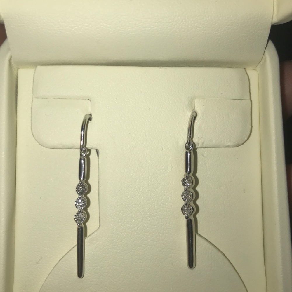 Brand New sterling Silver earrings